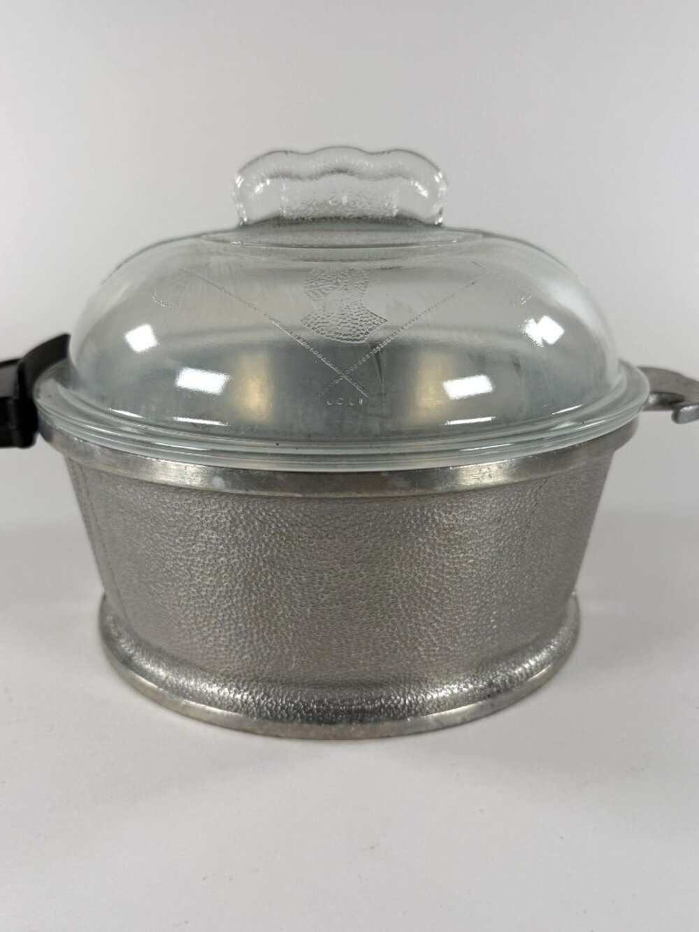 Guardian Service 1.5 Qt Aluminum Cookware Dutch Oven Glass Lid Vintage Stamped